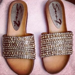 NWOT Custom made Slides